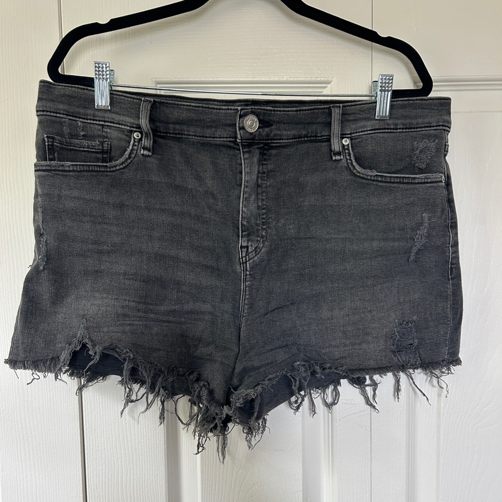 Hudson Jeans Gemma Mid Rise Cutoff Shorts Lady Luck Stretch- Size 32